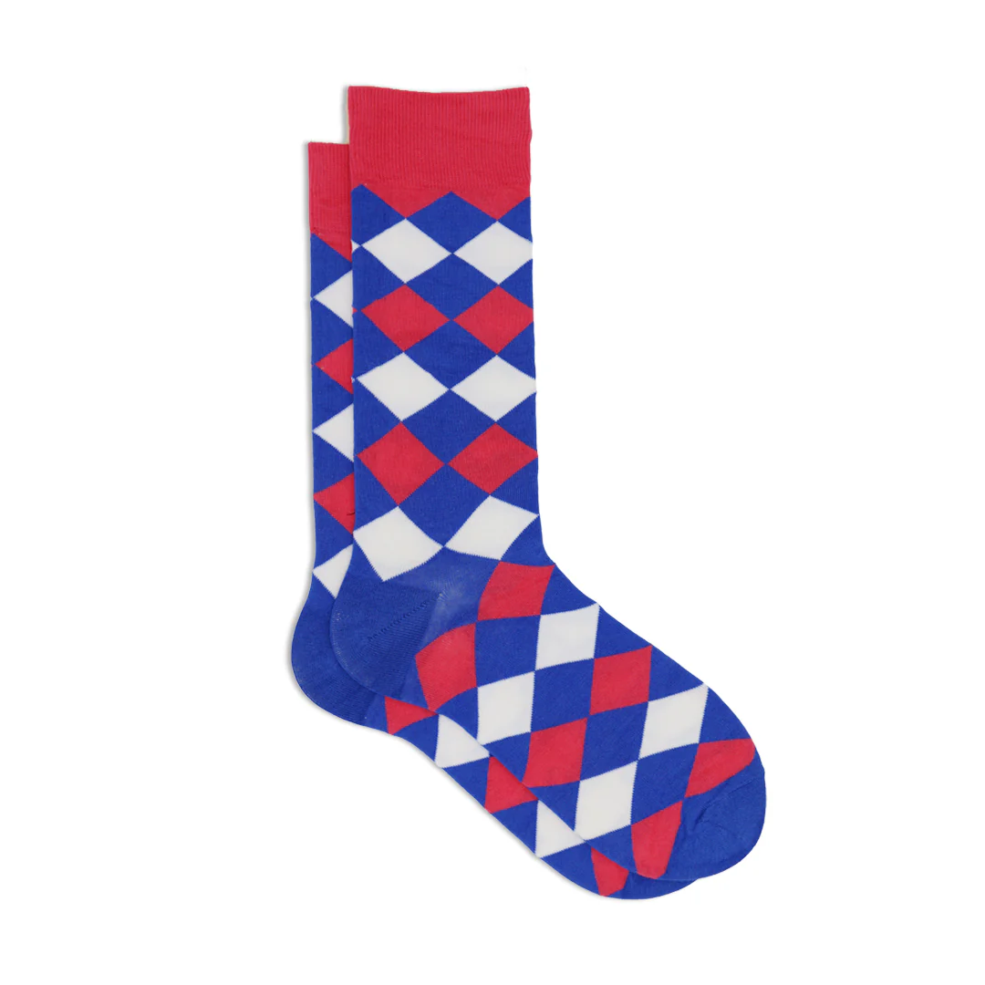 BLUE DIAMOND PATTERN SOCKS