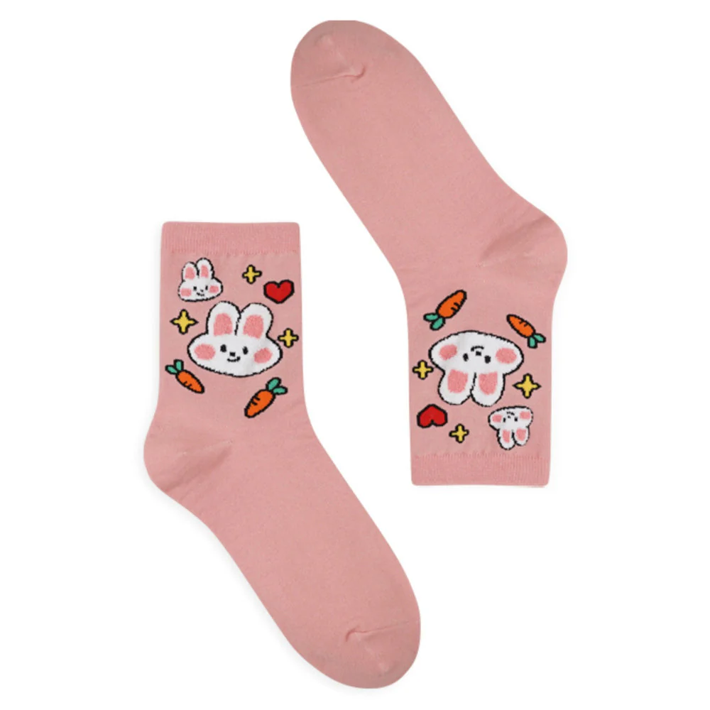 CUTE BUNNY WITH CARROTS ANKLE SOCKS