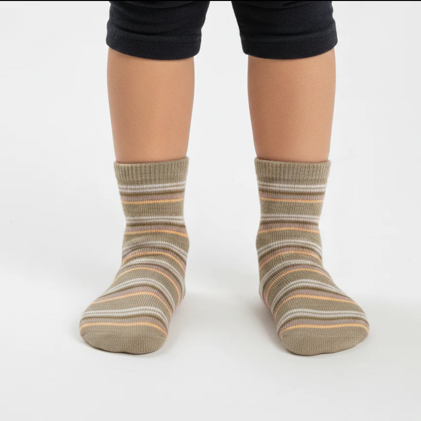 EARTH TONE NON SLIP STRIPE CREW SOCKS (2 - 5 YRS)