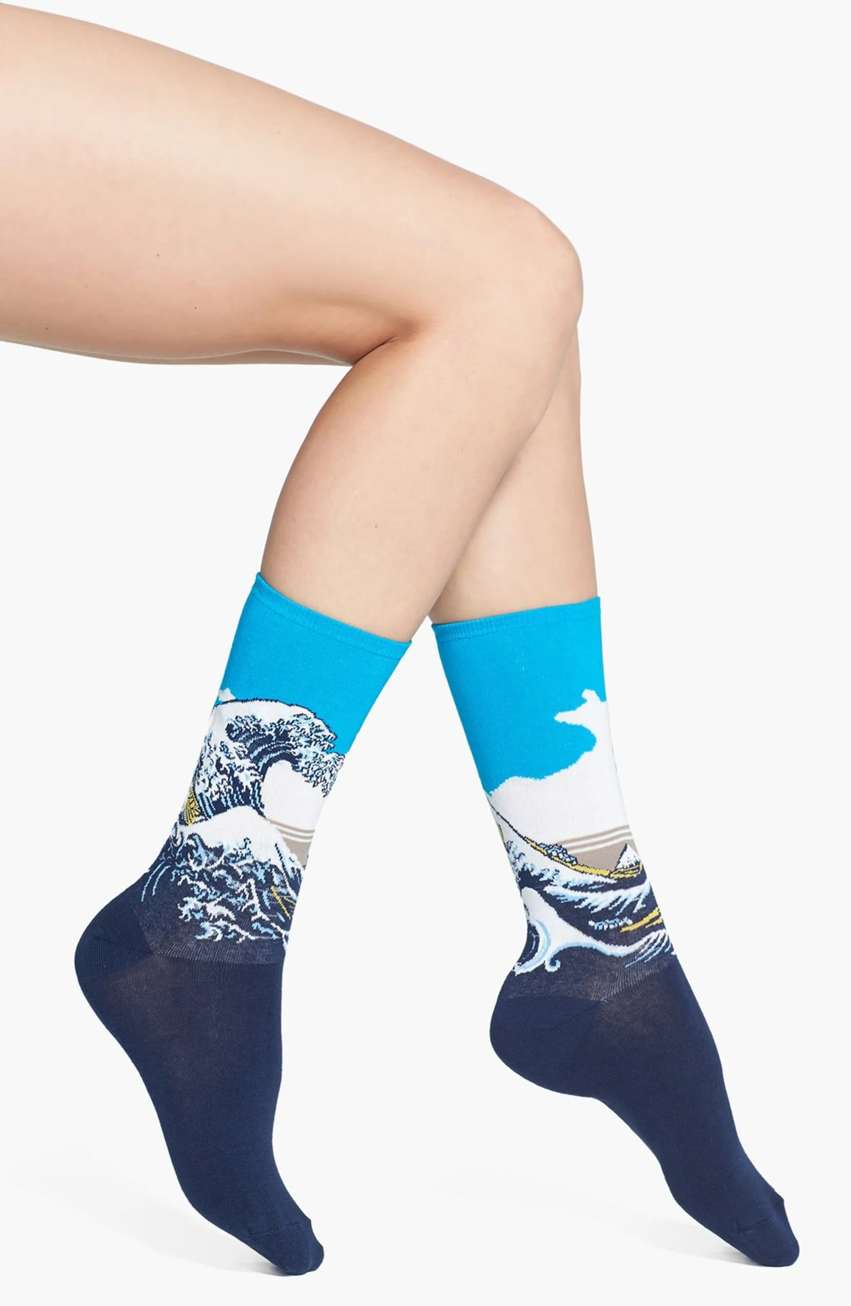 GREAT WAVE ART SOCKS - Image 3