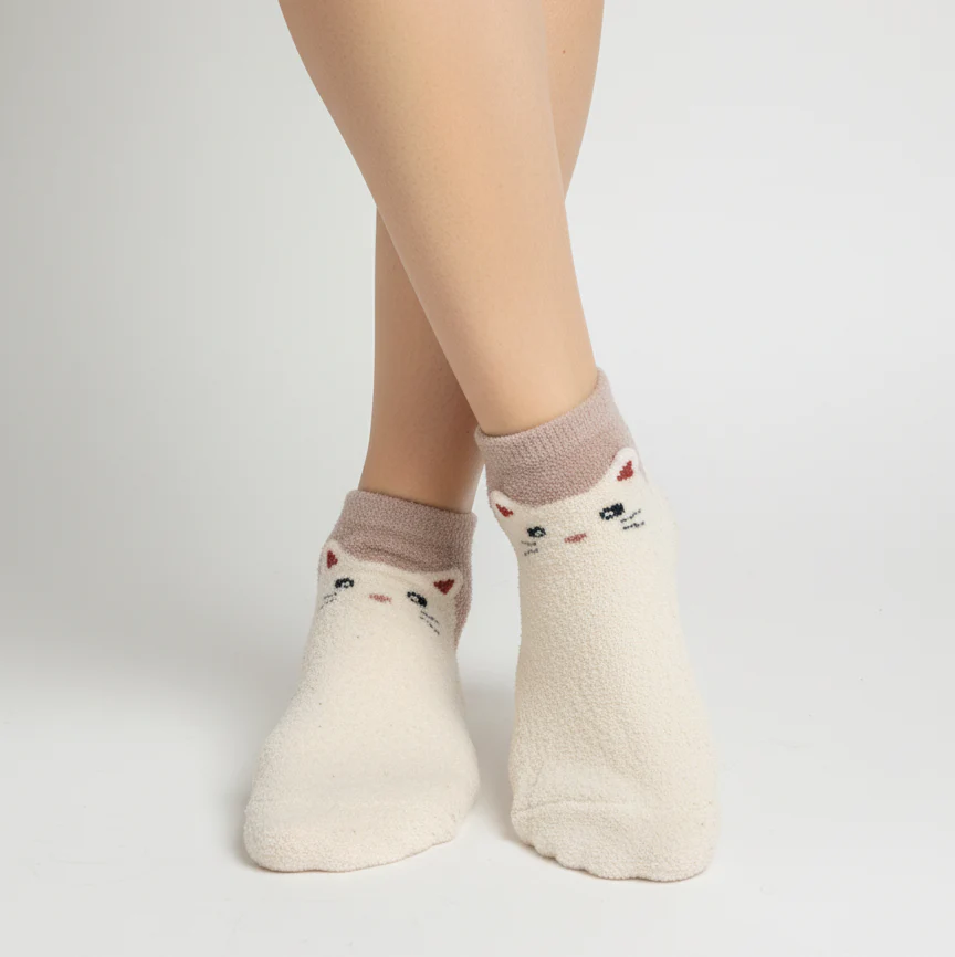 PURR-FECTLY COZY KITTEN ANKLE COZY WARM SOCKS - Image 2