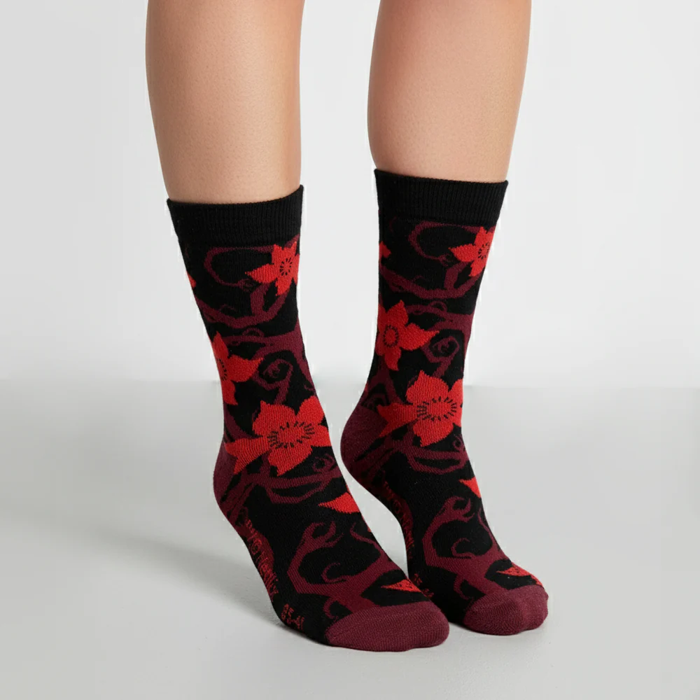 STRANGER THINGS VINE GOTHIC CREW SOCKS - Image 3