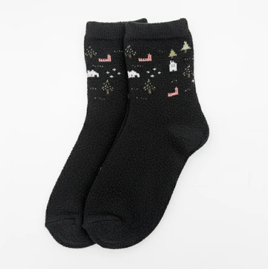 WINTER VILLAGE COZY CREW WARM SOCKS